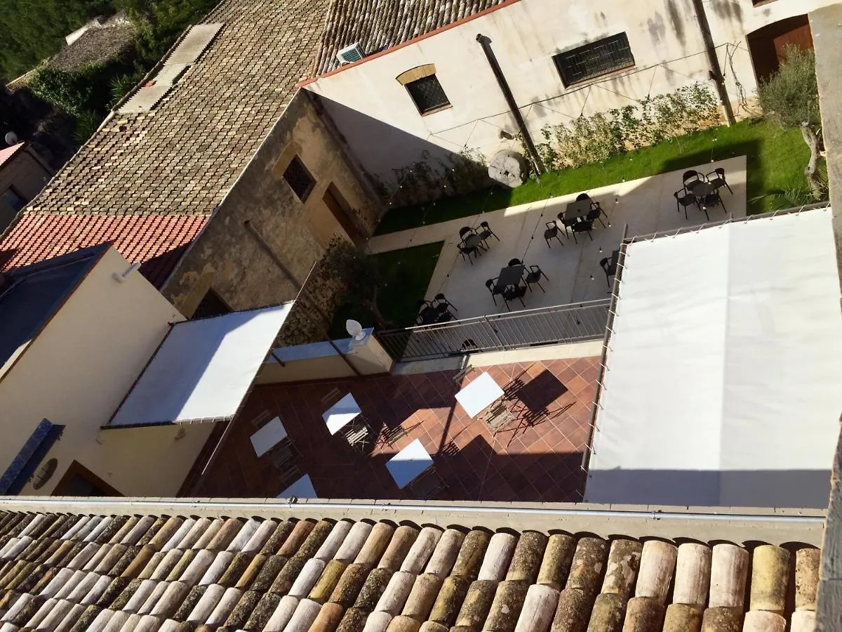B&B Palazzo Corselli Bagheria Bed & Breakfast
